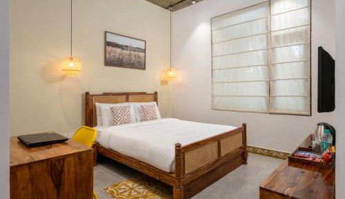 Deluxe Queen Room