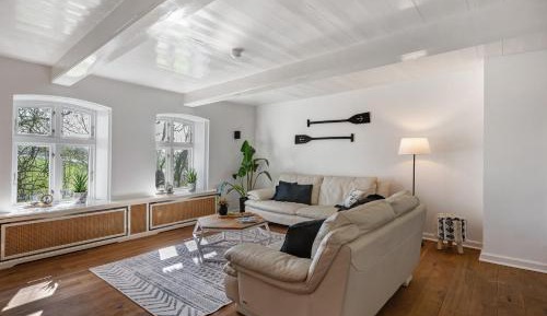 Three-Bedroom Superior Apartment