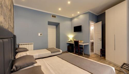 Superior Triple Room