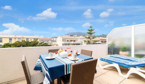 One-Bedroom Apartment with Terrace