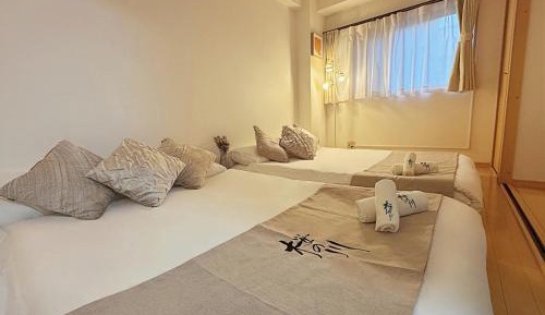 One-Bedroom Apartment with Balcony