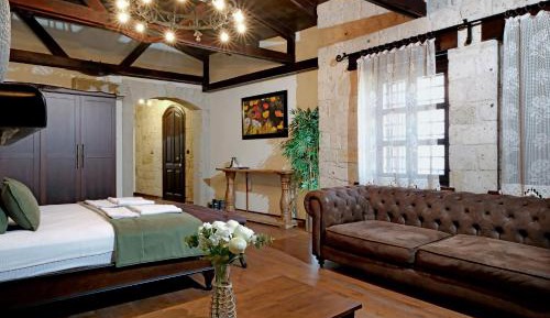 King Room with Spa Bath
