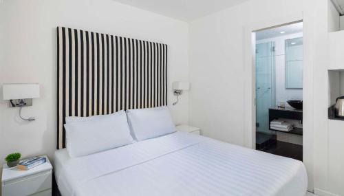 Classic Room with Kitchenette 