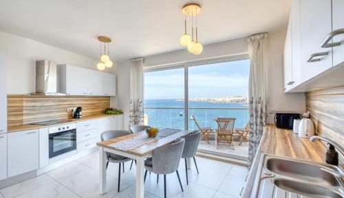 Apartment with Sea View