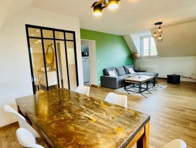 Deluxe One-Bedroom Apartment with City View