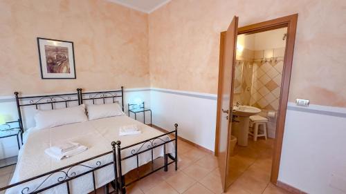 Triple Room with Bathroom