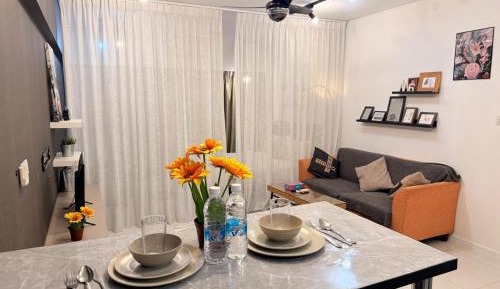 Studio Apartment with Balcony