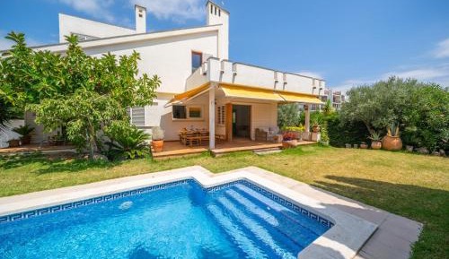 Four-Bedroom Villa
