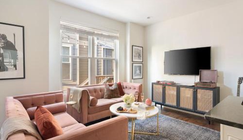 Six-Bedroom Apartment
