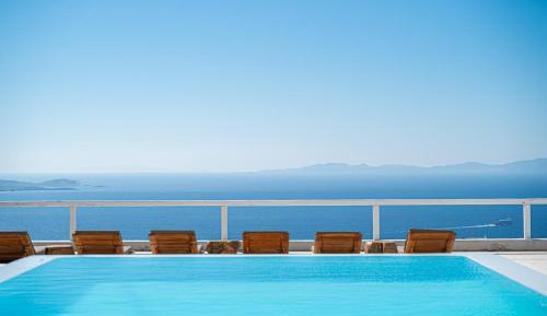 Deluxe villa | 5 bedrooms | Private pool