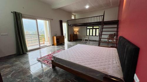 Family Room with Mountain View