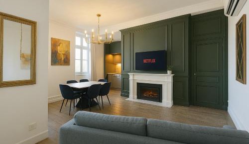 One-Bedroom Apartment