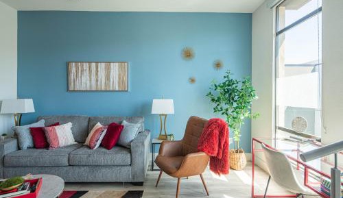 One-Bedroom Apartment with Terrace
