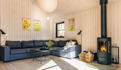 Three-Bedroom Vacation Home 