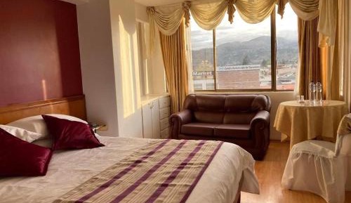 Deluxe Queen Room