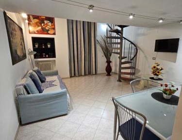 Quadruple Room with Private Bathroom
