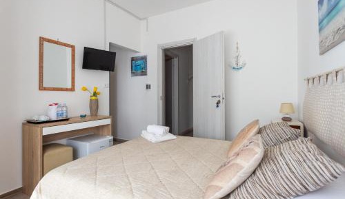 Standard Double Room with Private Bathroom