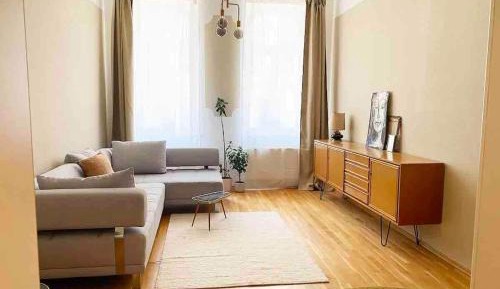 Apartment with Garden View