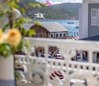 Balcony room- Deluxe King or Twin room with balcony
