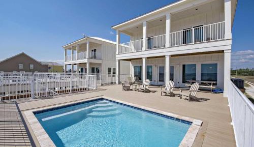 Six-Bedroom Holiday Home