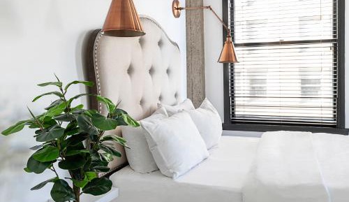 Two-Bedroom Deluxe Apartment