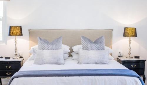 Deluxe Double or Twin Room with Mountain View