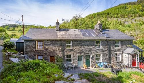 Two-Bedroom Holiday Home
