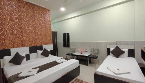 Deluxe Family Room
