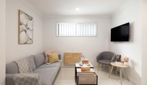 One-Bedroom Deluxe Apartment
