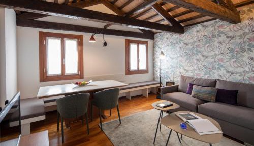 Panoramic Loft