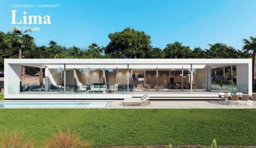 Three-Bedroom Holiday Home 