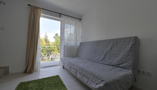Apartment with Balcony - Split Level