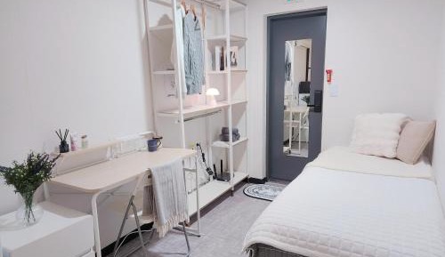 Superior Single Room