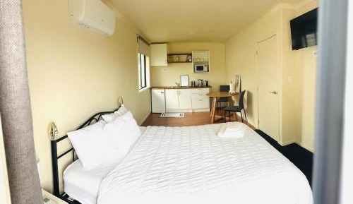 Double or Twin Room with Bathroom