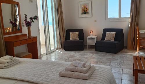 Studio with Sea View