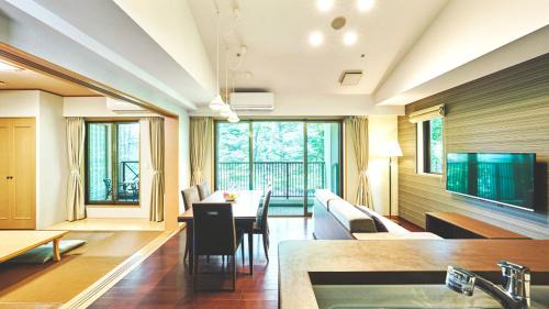 Twin Room with Tatami Area Condo - Non-Smoking