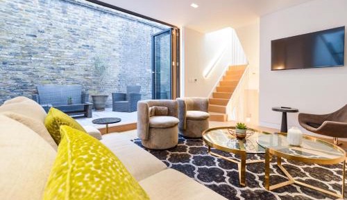 Three-Bedroom Premium Apartment