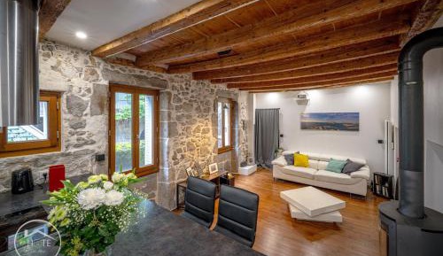 Two-Bedroom Deluxe Apartment