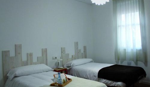 Twin Room with Private Bathroom