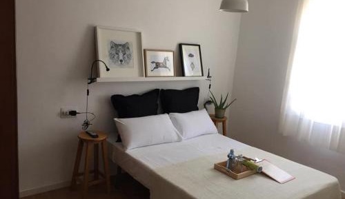 Single Room with Private Bathroom