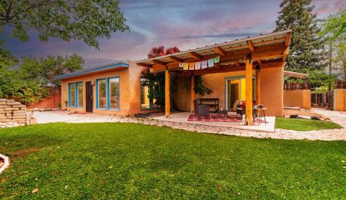 Three-Bedroom Holiday Home 