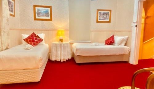 Standard Twin Room