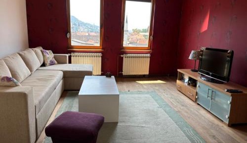 One-Bedroom Apartment with City View