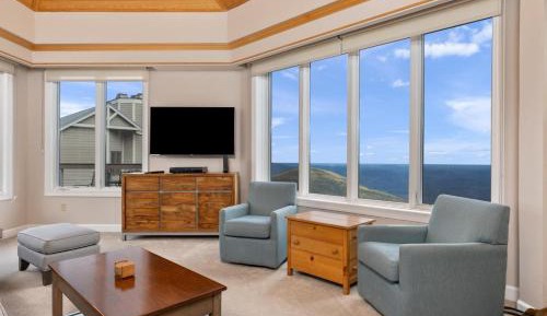Four-Bedroom Apartment