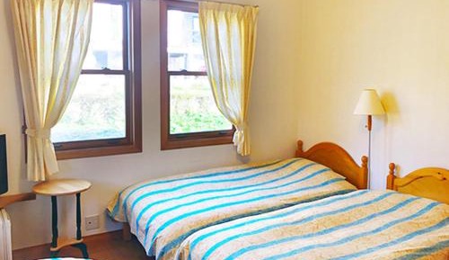 Triple Room with Shared Bathroom