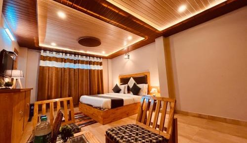 Double Room with Mountain View