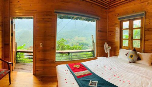 Junior Suite with Mountain View