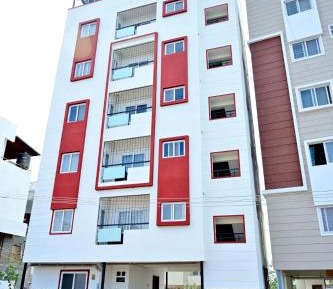 Two-Bedroom Deluxe Apartment with Balcony