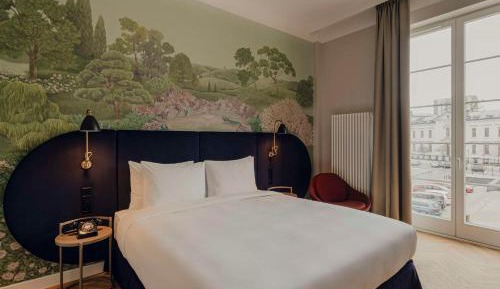 Family Room with Two Double Beds - Non-Smoking