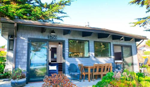 Three-Bedroom Holiday Home 